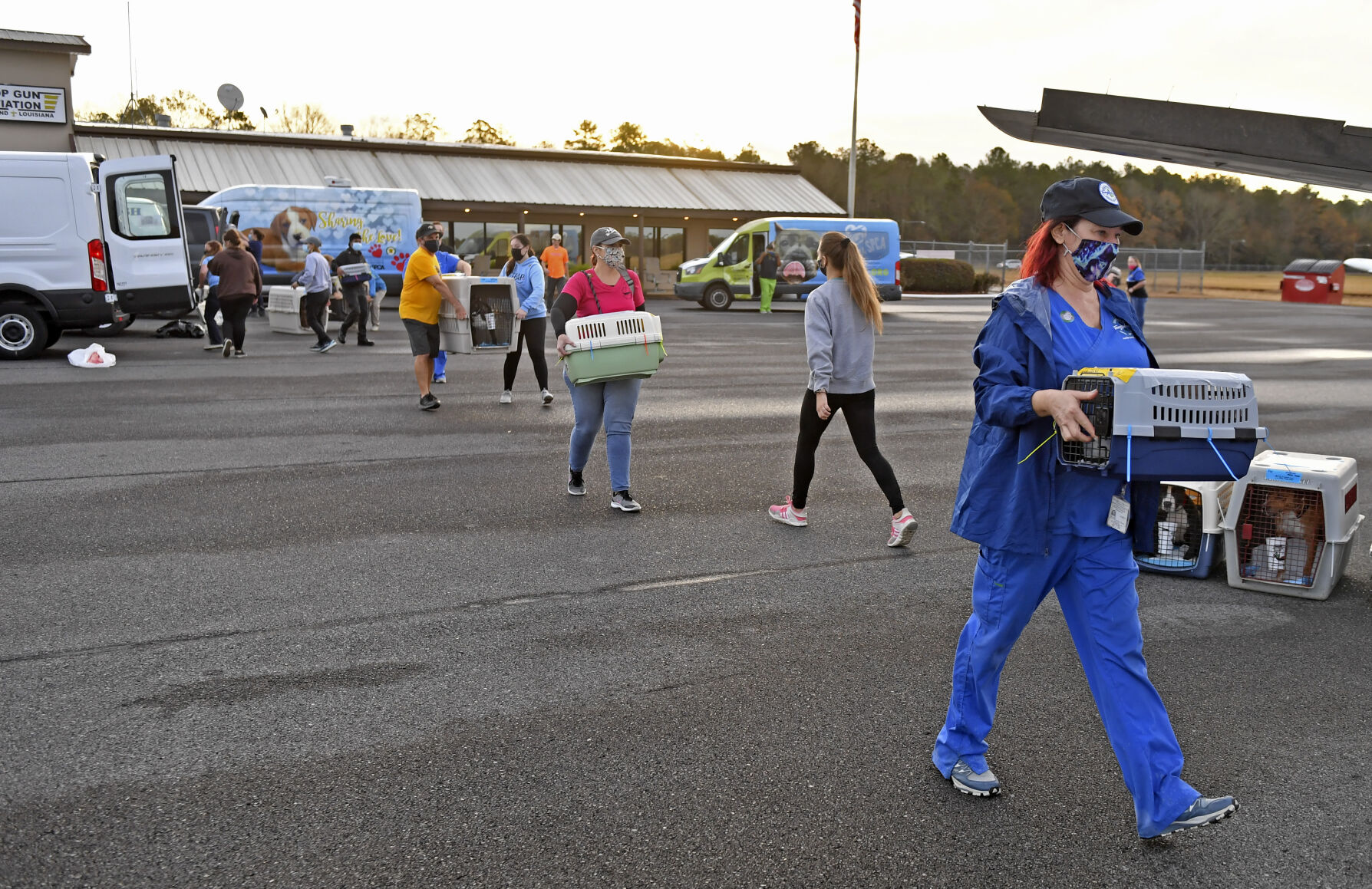 BR.petairliftwild.123120 HS 191.JPG